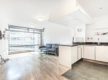 D148, Parliament View Apartments, 1 Albert Embankment, London, SE1