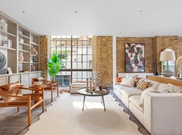 , Tanners Yard, 239 Long Lane, London, SE1