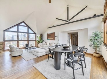  Woods Place, London, SE