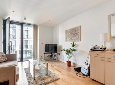  Antonine Heights City Walk, London, SE1