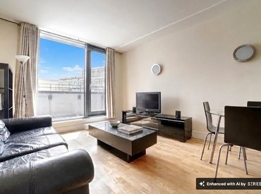  Hestia House City Walk, London, SE1