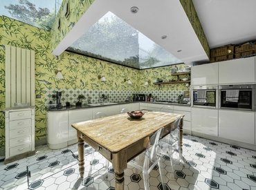  Somerville Close, London, SW9