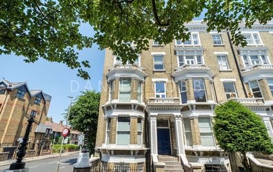 flat For Sale  in  Clapham Common North Side, London, SW4