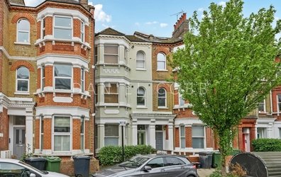 flat For Sale  in First floor flat 33 Handforth Road, London, SW9