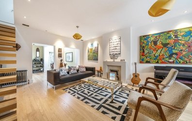 house For Sale  in  Grange Road, London, SE1