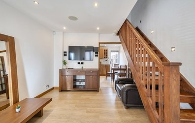 house For Sale  in  Henley Drive, London, SE1
