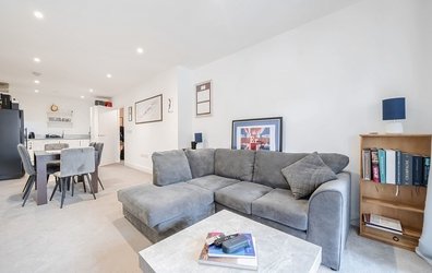 apartment For Sale  in  The Grange, London, SE1