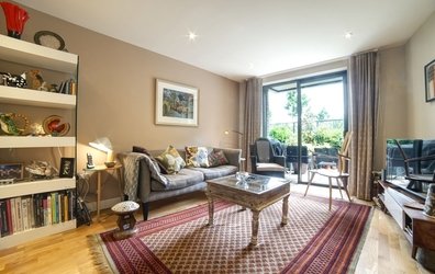 flat To Rent  in Arc House, 16 Maltby Street, London, SE1