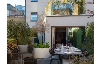 apartment To Rent  in  Vandon Street, London, SWH