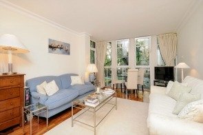 This beautifully furnished flat for sale in Westminster is an ideal buy-to-let investment